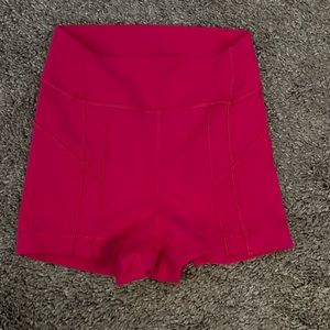 Lululemon xxs shorts only worn a couple times if that. Excellent condition.
